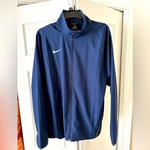 Nike Dri-Fit Lightweight Jacket Large